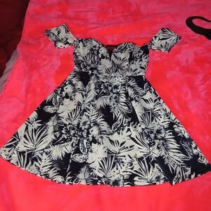 Charlotte Russe Sexy Short Floral Dress Open Shoulders Short Sleeves